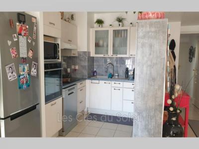 For sale Hyeres 3 rooms 70 m2 Var (83400) photo 2