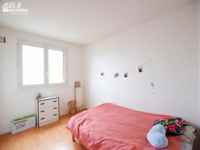 For sale Clayes-sous-bois 6 rooms 92 m2 Yvelines (78340) photo 3