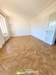 For sale Montlucon 3 rooms 72 m2 Allier (03100) photo 0