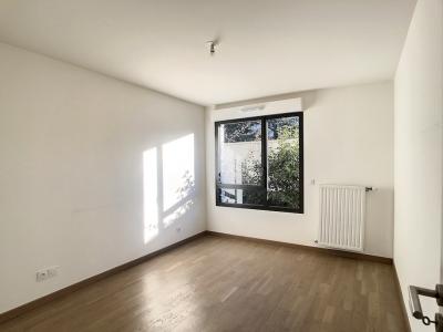 For sale Ecully 3 rooms 75 m2 Rhone (69130) photo 3