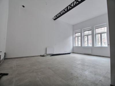 For sale Roubaix 4 rooms 119 m2 Nord (59100) photo 0