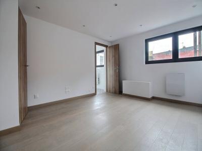 For sale Roubaix 4 rooms 119 m2 Nord (59100) photo 2