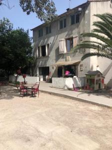 For sale Beaucaire 1 room 30000 m2 Gard (30300) photo 3