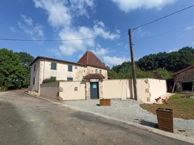 For sale Esse 900 m2 Charente (16500) photo 0