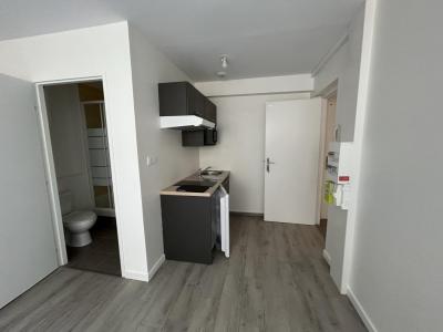 For rent Limoges 1 room 24 m2 Haute vienne (87000) photo 3