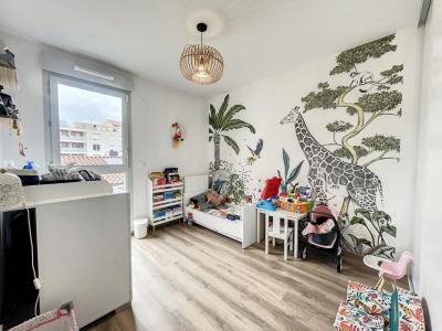 Acheter Appartement Lyon-8eme-arrondissement 280000 euros