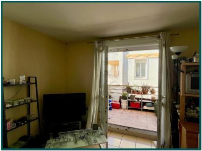For sale Nimes 2 rooms 40 m2 Gard (30900) photo 4