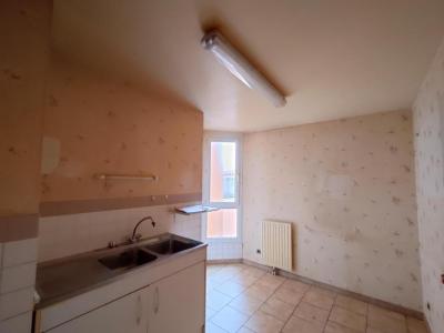 For sale Beauvais 4 rooms 76 m2 Oise (60000) photo 1