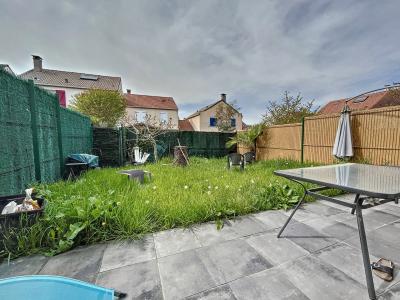 For sale Voisins-le-bretonneux 4 rooms 100 m2 Yvelines (78960) photo 0