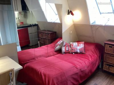 For rent Paris-8eme-arrondissement 1 room 9 m2 Paris (75008) photo 0