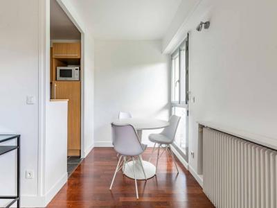 Louer Appartement 5 m2 Paris-12eme-arrondissement