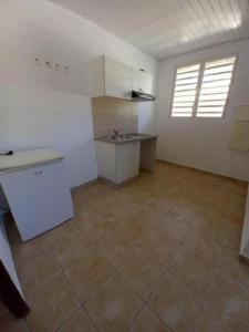 For rent Cayenne 2 rooms 35 m2 Guyane (97300) photo 1