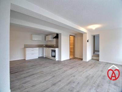 For rent Saint-pierre 3 rooms 81 m2 Reunion (97410) photo 0