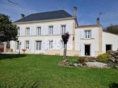 For sale Breuil-la-reorte 10 rooms 245 m2 Charente maritime (17700) photo 0