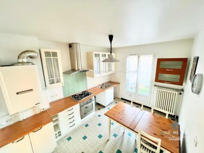 For sale Grenoble 5 rooms 101 m2 Isere (38000) photo 1