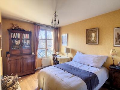 For sale Ecully 6 rooms 137 m2 Rhone (69130) photo 4