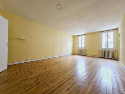 For sale Bourges 5 rooms 148 m2 Cher (18000) photo 3