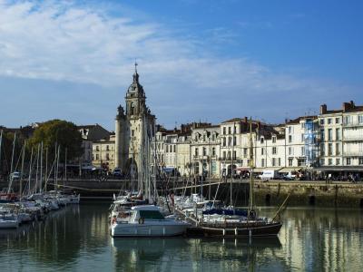 For sale Rochelle 3 rooms 65 m2 Charente maritime (17000) photo 2