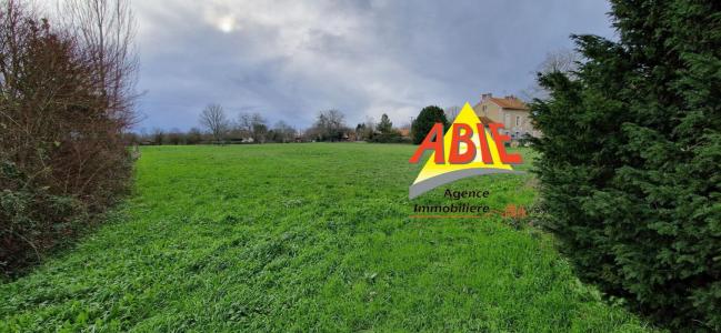 For sale Benet 4647 m2 Vendee (85490) photo 0