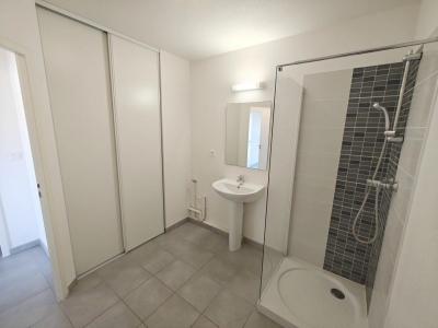 For sale Narbonne 2 rooms 44 m2 Aude (11100) photo 3
