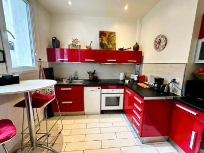 For sale Vichy 3 rooms 109 m2 Allier (03200) photo 3