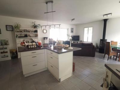For sale Verines 4 rooms 98 m2 Charente maritime (17540) photo 3