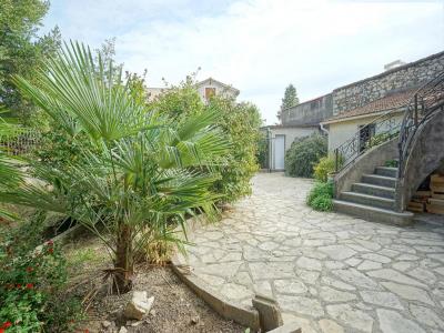 For sale Salindres 5 rooms 206 m2 Gard (30340) photo 4