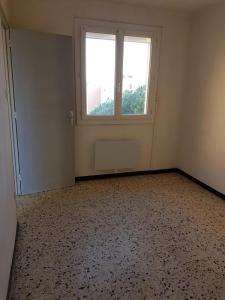 For rent Agde 4 rooms 84 m2 Herault (34300) photo 3