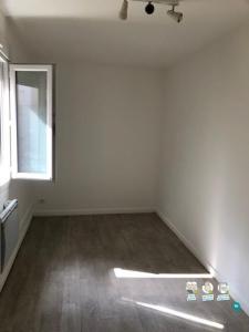 For rent Reims 2 rooms 45 m2 Marne (51100) photo 0