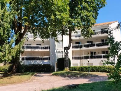 For sale Lucon 4 rooms 102 m2 Vendee (85400) photo 0