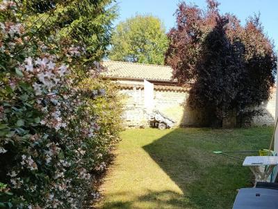 For sale Lucon 4 rooms 102 m2 Vendee (85400) photo 4