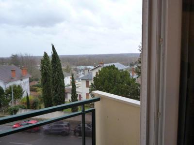 For sale Vichy 3 rooms 59 m2 Allier (03200) photo 3