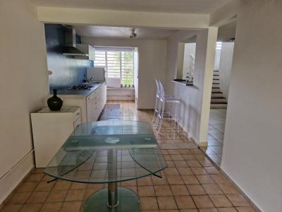 For sale Baie-mahault 5 rooms 95 m2 Guadeloupe (97122) photo 3