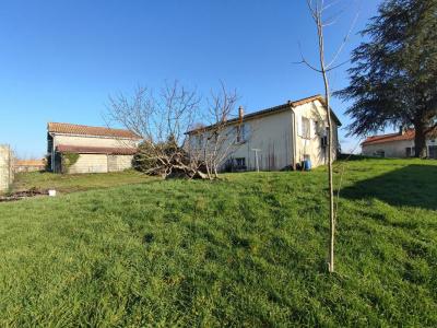 For sale Barro 5 rooms 115 m2 Charente (16700) photo 1