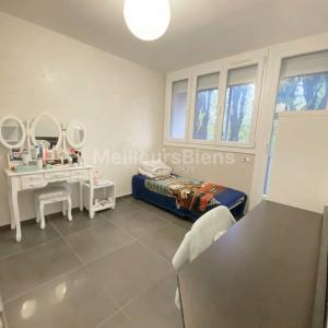 For sale Grenoble 4 rooms 72 m2 Isere (38100) photo 4