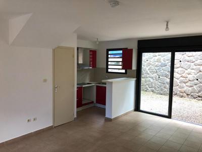 For sale Possession 4 rooms 71 m2 Reunion (97419) photo 2