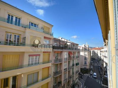 For sale Nice 3 rooms 77 m2 Alpes Maritimes (06000) photo 3