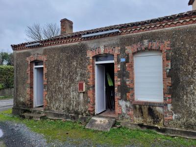 For sale Bourneau 4 rooms 170 m2 Vendee (85200) photo 0