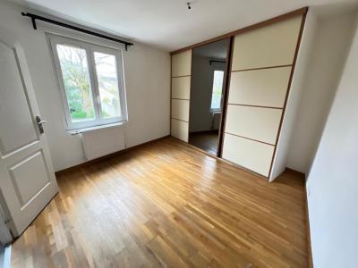 For sale Chateauroux 4 rooms 88 m2 Indre (36000) photo 3