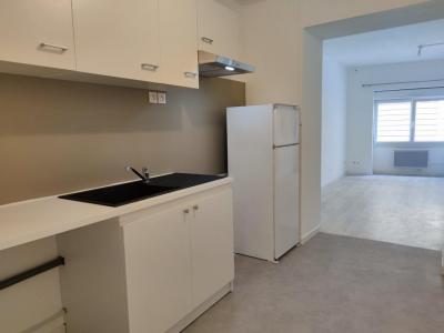 For rent Narbonne 2 rooms 47 m2 Aude (11100) photo 4