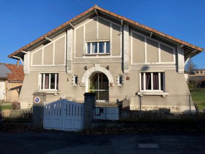 For sale Confolens Charente (16500) photo 0