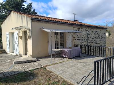 For sale Chadeleuf 4 rooms 90 m2 Puy de dome (63320) photo 0