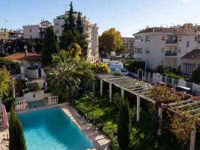 For sale Nice 10 rooms 375 m2 Alpes Maritimes (06100) photo 3