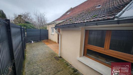 For rent Cauffry 3 rooms 109 m2 Oise (60290) photo 0