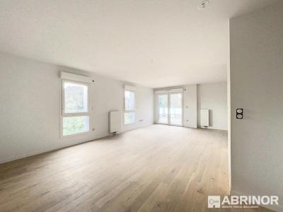 For sale Mouvaux 4 rooms 94 m2 Nord (59420) photo 2
