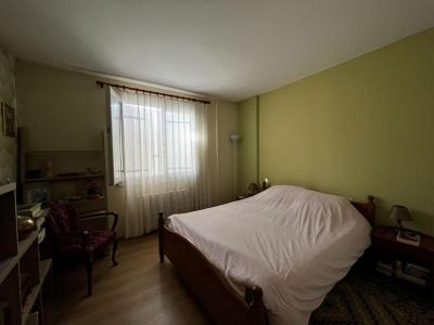 For sale Surin 5 rooms 110 m2 Vienne (86250) photo 3