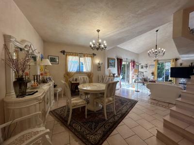 For sale Peymeinade 7 rooms 208 m2 Alpes Maritimes (06530) photo 3