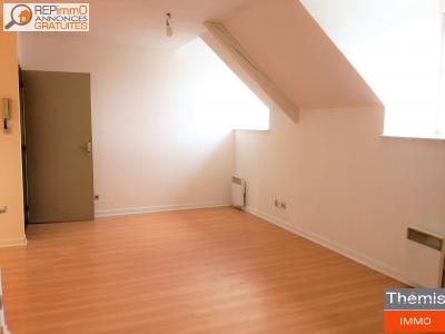 For rent Guingamp 1 room 30 m2 Cotes d'armor (22200) photo 0