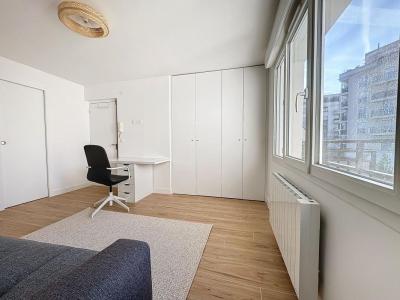 For rent Puteaux 1 room 19 m2 Hauts de Seine (92800) photo 1