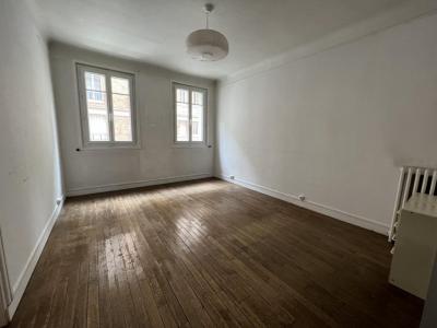 For sale Courbevoie 3 rooms 86 m2 Hauts de Seine (92400) photo 0